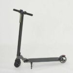 Scooter électrique e4fun, avec chargeur et batterie intégrée de 96 Wh, moteur 250 Watt, aluminium, pliable, 7,2 kg, vitesse max 20 k